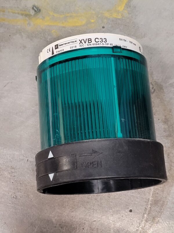 Elément lumineux vert XVB C33 – Image 1