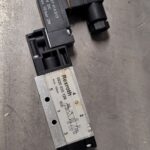 Electrodistributeur 0820 038 126 avec bobine 24V 1 827 414 813