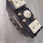 Distributeur sur embase PVNE15185