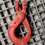 Crochet de levage à fermeture automatique + axe de montage 3.15T