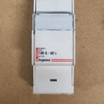 Répartiteur 04883 160A