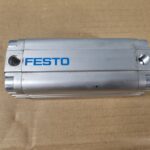 Vérin pneumatique ADVU 32-100 P-A  156004