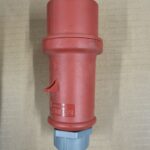 Prise male 3P+N+T 16A