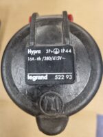 Prise femelle 3P+T 16A  HYPRA 52293 – Image 2