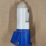 Prise femelle 2P+T 16A  P17 57504