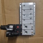 Ensemble 2 distributeurs 3/2  338L-015-02 + U73 24VDC + embase + plaque d'obturation