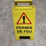 Panneau pliable "permis de feu"