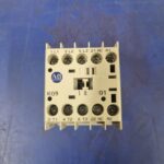 Contacteur 100-K0901