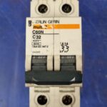 Disjoncteur 2P 24205