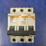 Disjoncteur 3P 24217