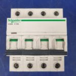 Disjoncteur 4P IC60N C10A