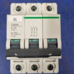 Disjoncteur 3P 24598