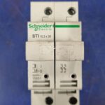 Sectionneur à fusibles STI 15651