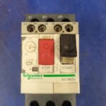 Disjoncteur moteur 1-1.6A GV2-ME06 avec contacts auxiliaires