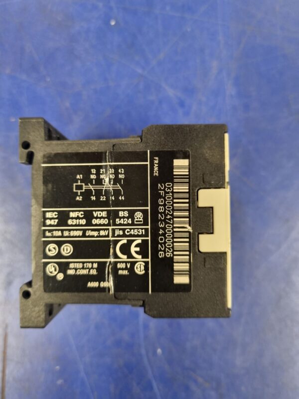 Contacteur CA2KN31 24V – Image 2