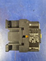 Contacteur CA2DN22 48V – Image 2
