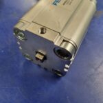 Vérin pneumatique double effet ADVULQ-63-60-P-A (156738)