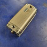 Vérin pneumatique double effet ADVU-32-60-P-A (156538)