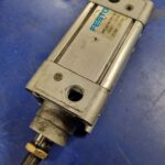 Vérin pneumatique double effet  DNC-63-40-PPV-A (163402)