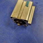 Vérin pneumatique double effet  ADV-40-30-A (19317)