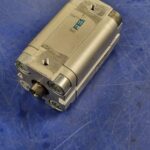 Vérin pneumatique double effet  ADVU-25-30-P-A (156527)