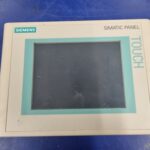 Ecran tactile SIMATIC PANEL TOUCH 6AV6 642-0BA01-1AX0