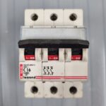 Disjoncteur 3P C16 06940