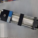 Vérin hydropneumatique EPX77-040-05AF