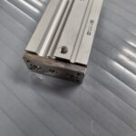 Unité de guidage pneumatique double effet MGQM20-75