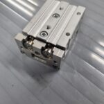 Unité de guidage pneumatique double effet MXS16-20