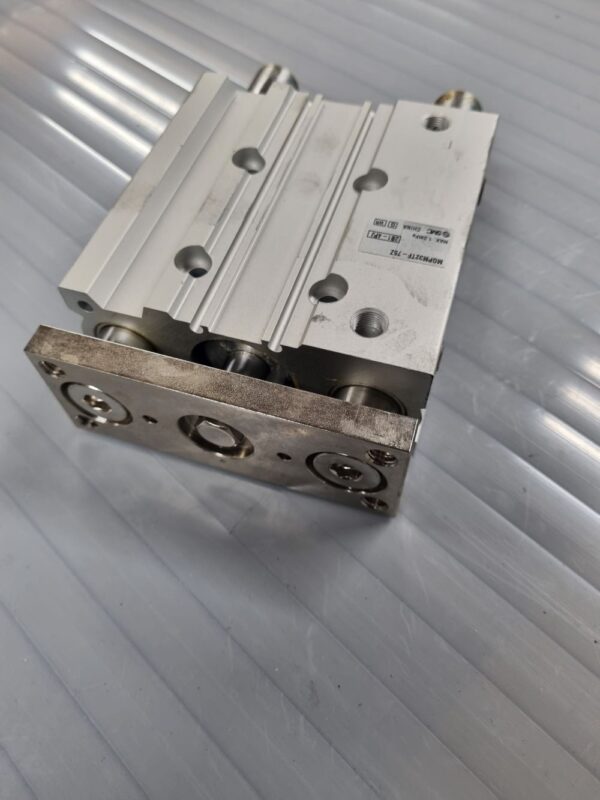 Unité de guidage pneumatique double effet MGPM32TF-75Z – Image 1