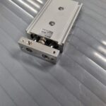 Unité de guidage pneumatique double effet CXSL20-30