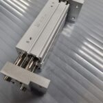 Pince pneumatique double effet MHL2-25D2