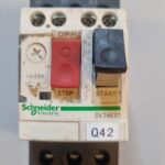 Disjoncteur moteur 1.6/2.5A GV2ME07 avec contacts auxiliaires
