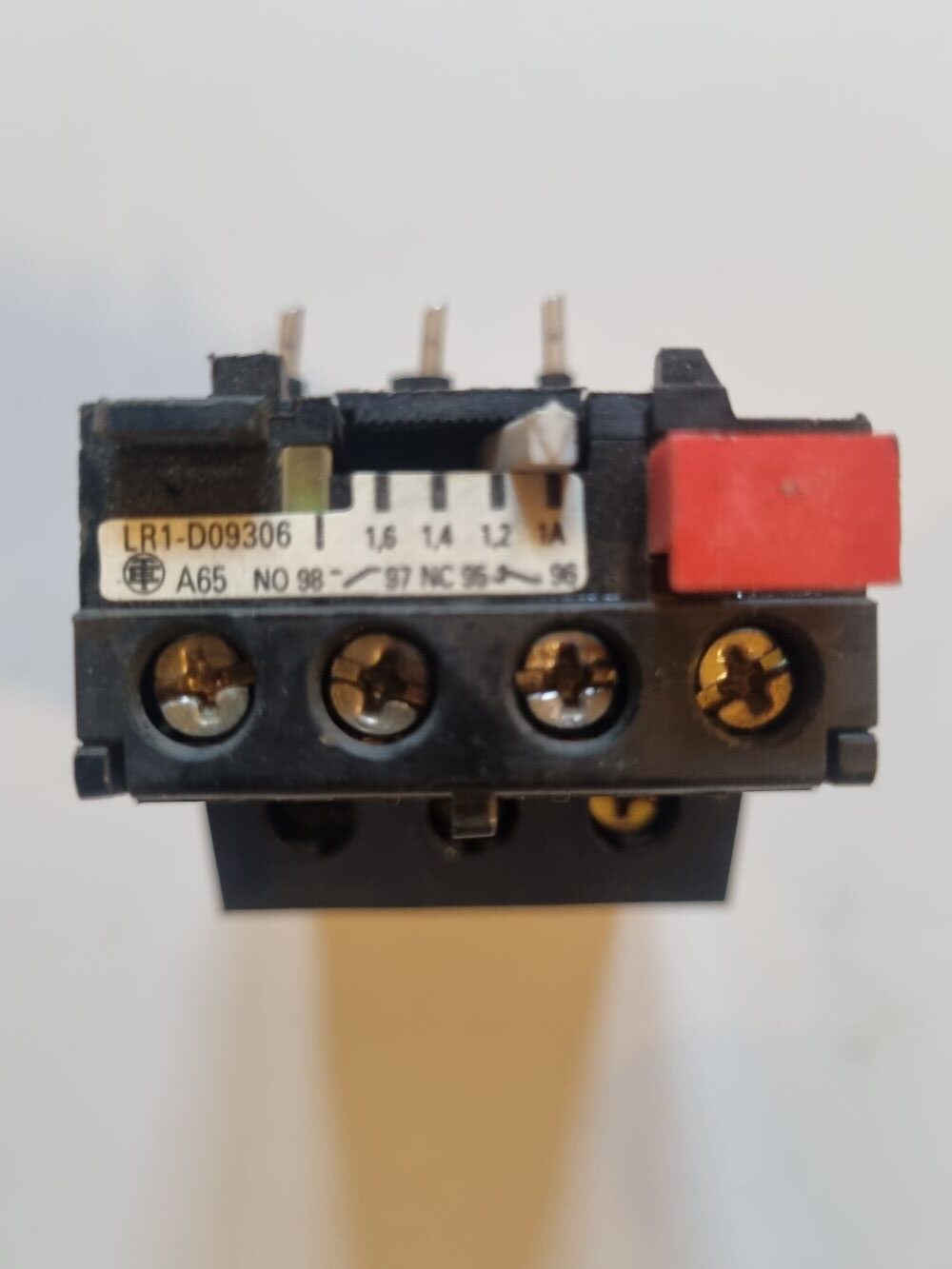 20251018_174243 Relais de protection thermique LR1D09306A65- 1 à 1,6A – Image 1