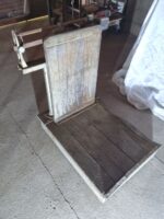 Balance ancienne pour sacs de grains