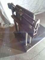 Balance ancienne pour sacs de grains – Image 3