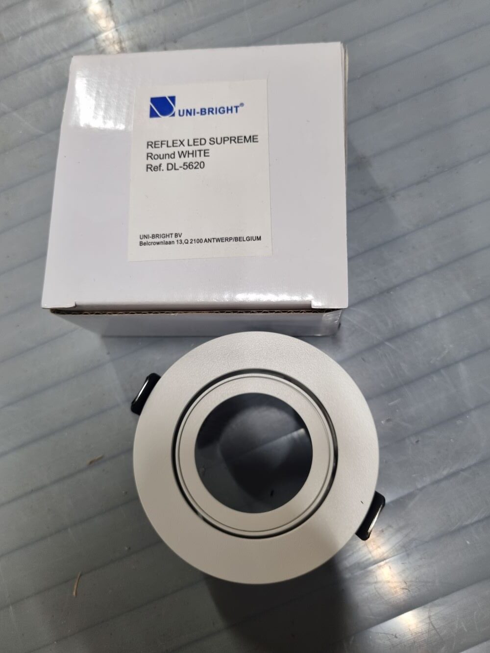 20260630_101321 Support spot REFLEX LED SUPREME DL-5620 Blanc – Image 1