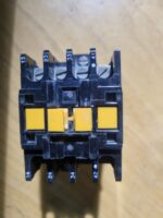 Contacteur CA2 DN131 Bobine 220V